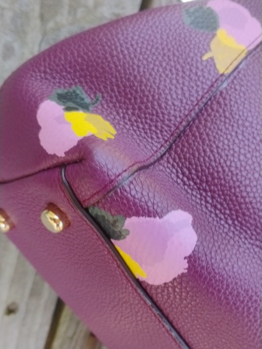 Coach Plum Floral Pebbled Leather Shoulder Bag 3 Comparr. Twist Lock Zip Closure - Picture 4 of 13